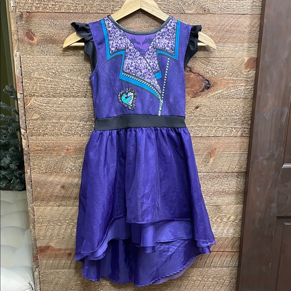 Disney Girls’ Descendants 3 Costume Dress Purple Medium (7/8)